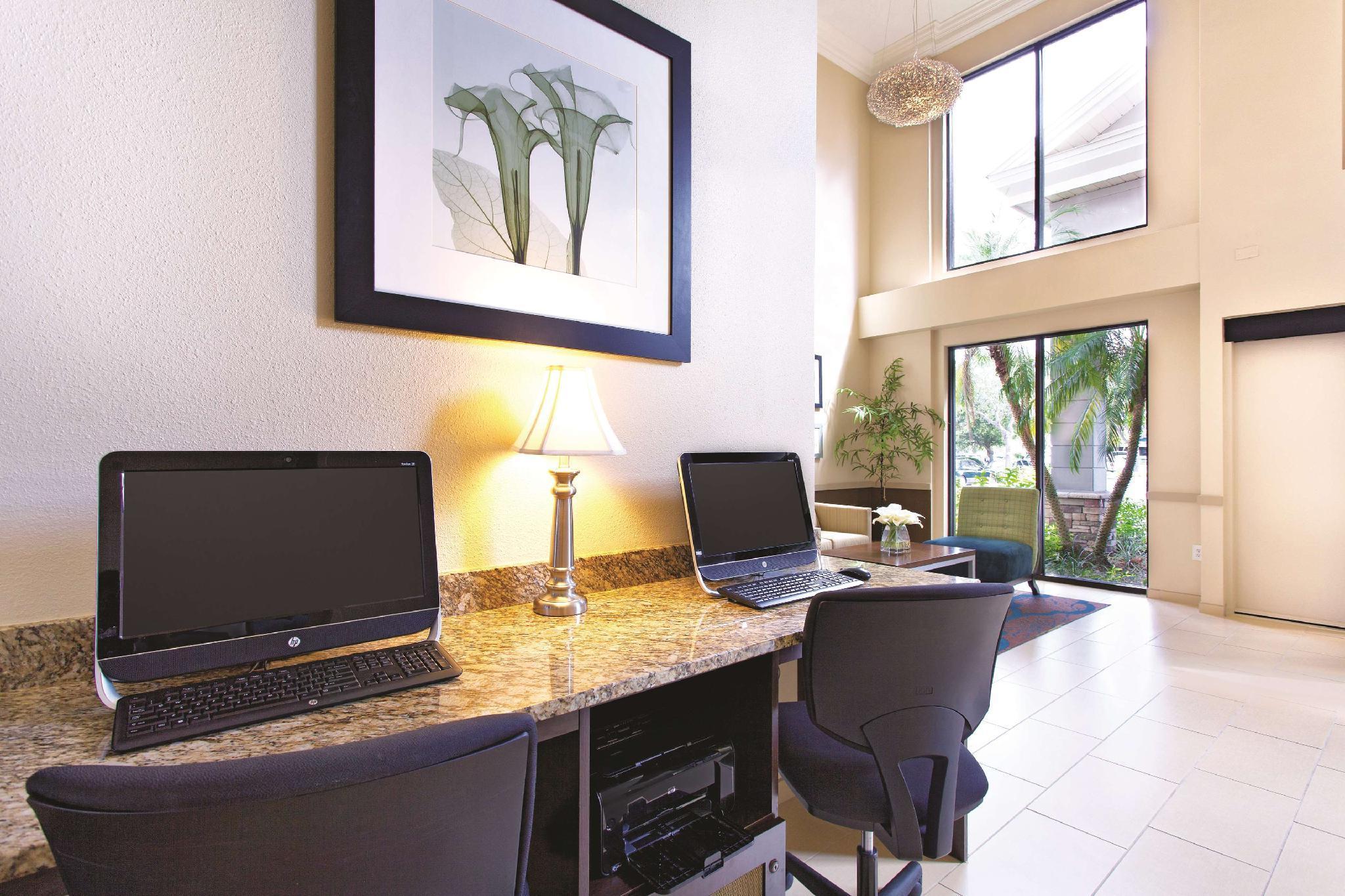La Quinta By Wyndham Bonita Springs Naples North Ξενοδοχείο Εξωτερικό φωτογραφία