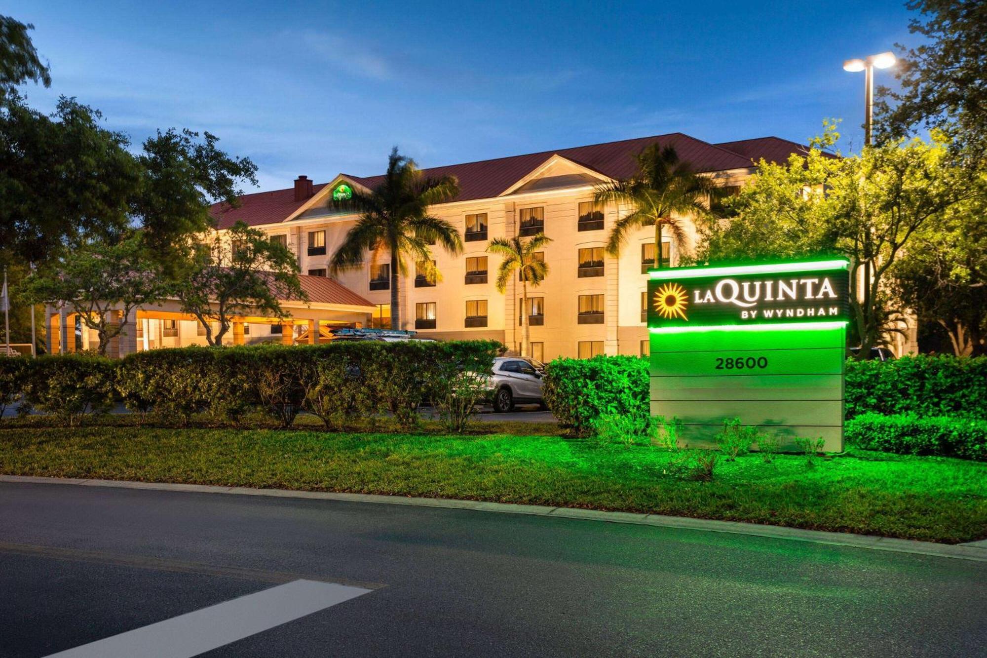 La Quinta By Wyndham Bonita Springs Naples North Ξενοδοχείο Εξωτερικό φωτογραφία
