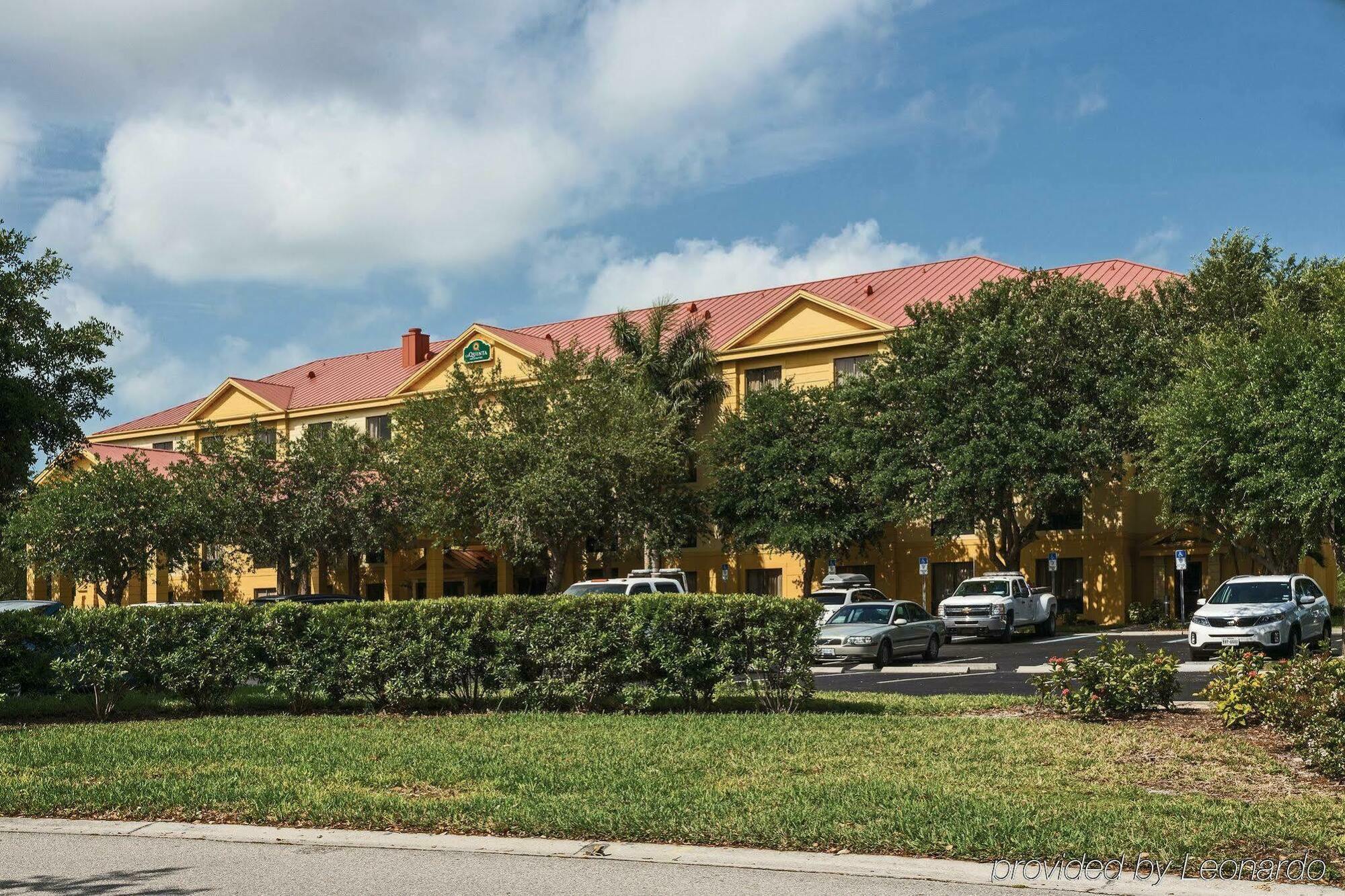La Quinta By Wyndham Bonita Springs Naples North Ξενοδοχείο Εξωτερικό φωτογραφία